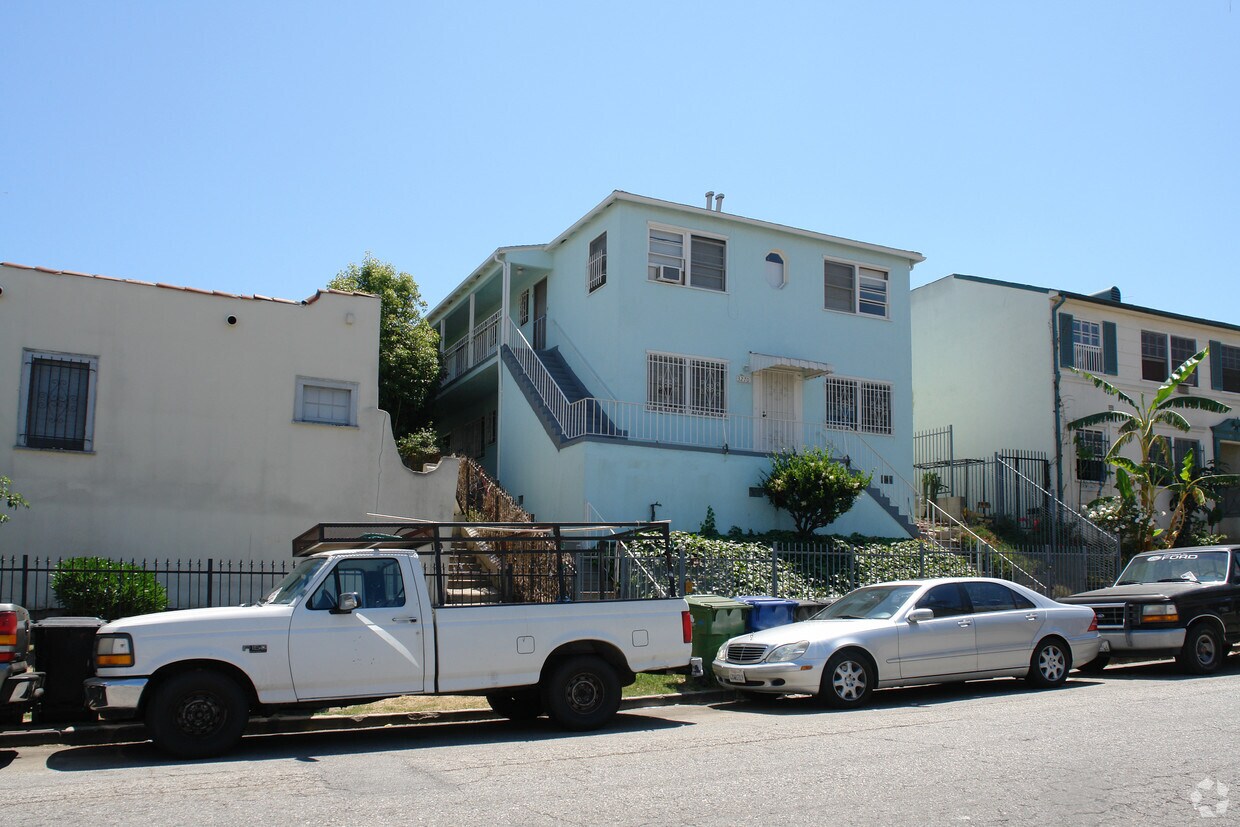 Primary Photo - 3270 Monette Pl