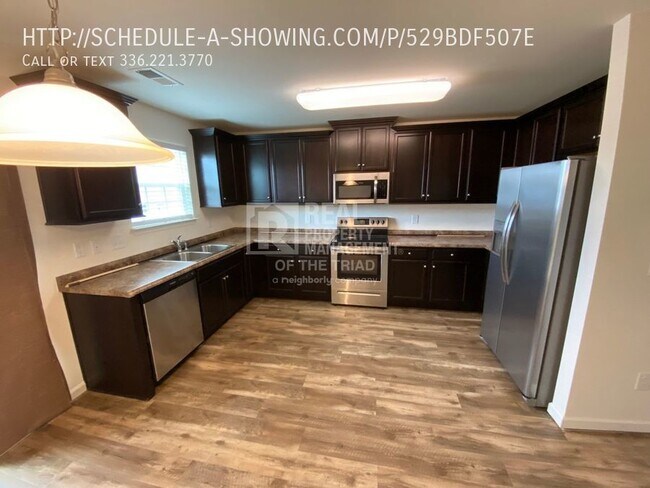 Building Photo - Brightwood Farms 4BR/2.5BA Home on Cul-De-Sac
