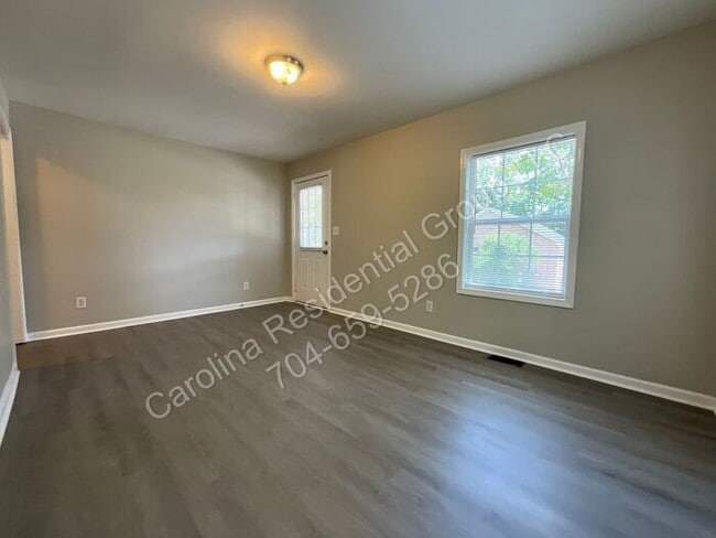 Foto del edificio - 296 Pecan Ave SW