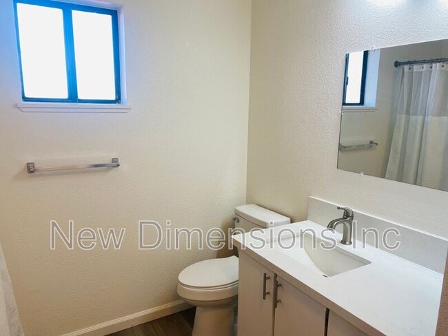 Building Photo - 433 Timothy Way