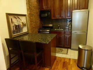 Building Photo - 458 W 23rd St