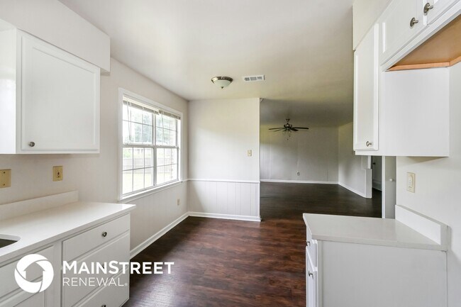 Building Photo - 3903 Kerston Dr