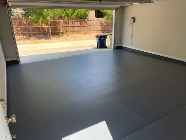 Building Photo - 4 br, 3.5 bath House - 1605 Turtle Bay Loop