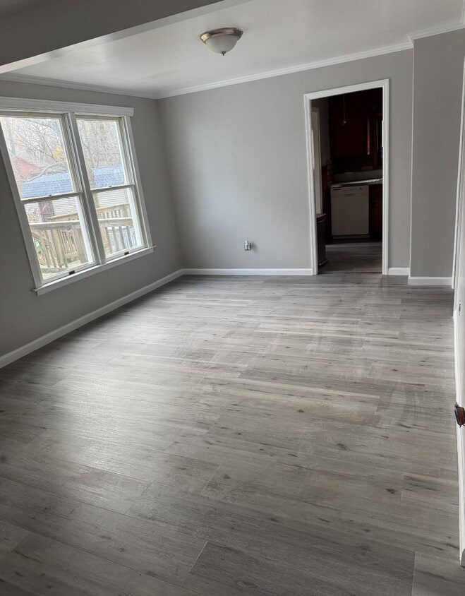 Primary Photo - 1183 NY-94