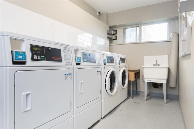 Building Photo - 19 & 23 Craigton Drive