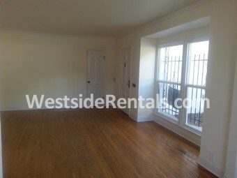 Living Room - 5900 San Vicente Blvd