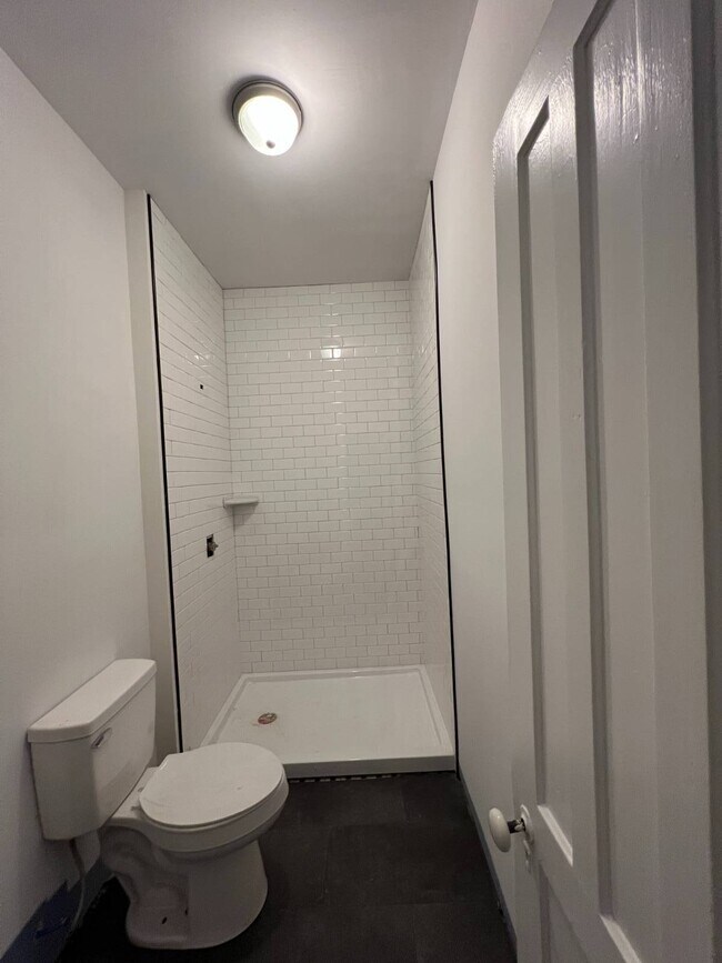 Foto del edificio - 124 Front St