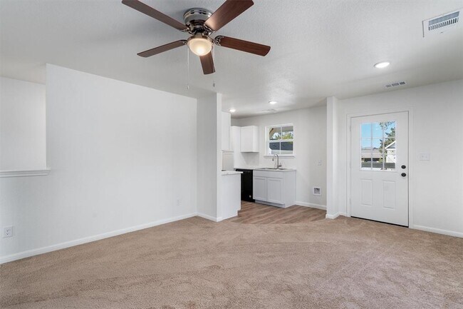 Foto del edificio - 2002 W 2nd St