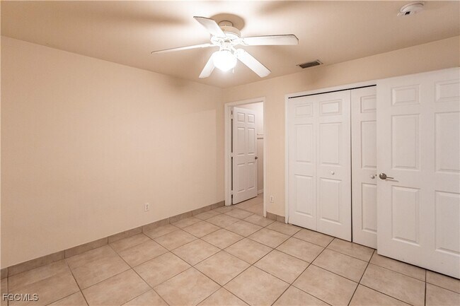 Building Photo - 1321 SE 8th Ave