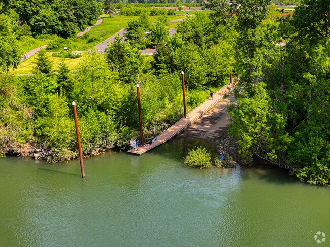There is a tucked-away fishing dock in Keizer Rapids Park in Keizer, OR.