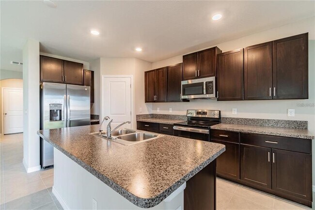 Foto del edificio - 5012 Wild Senna Blvd