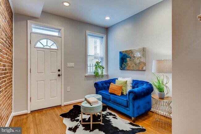 Foto del edificio - 133 N Duncan St