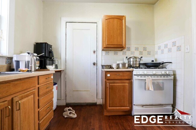 Foto del edificio - 5 Pama Gardens