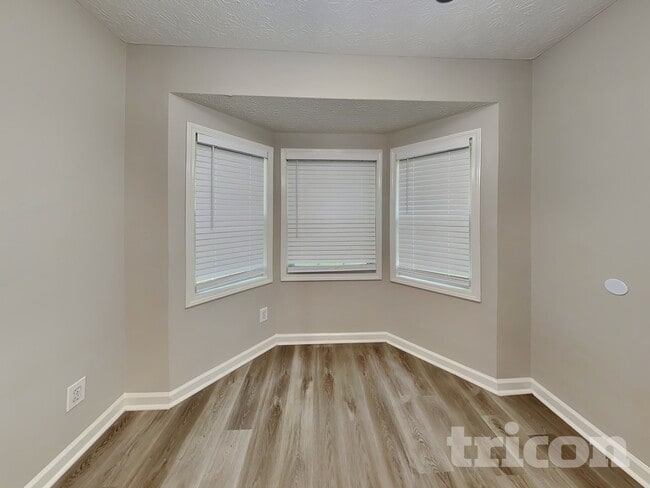 Foto del edificio - 1567 Kimberly Pl