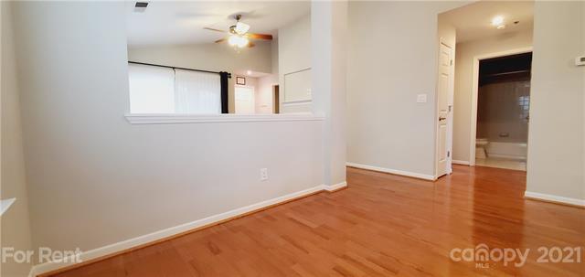 Foto del edificio - 401 Mather Green Ave