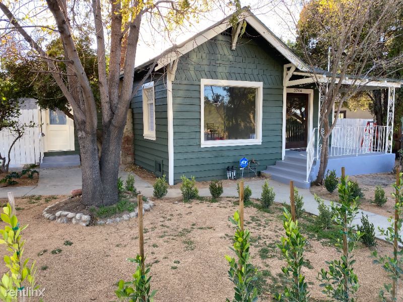 Primary Photo - 2 br, 2 bath House - 3744 Stoddard Ave