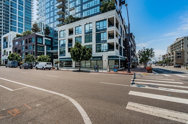 Building Photo - 1388 Kettner Blvd
