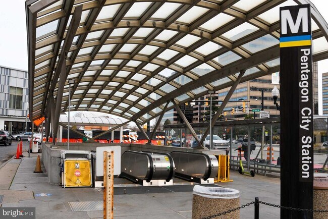 Foto del edificio - 629 20th St S