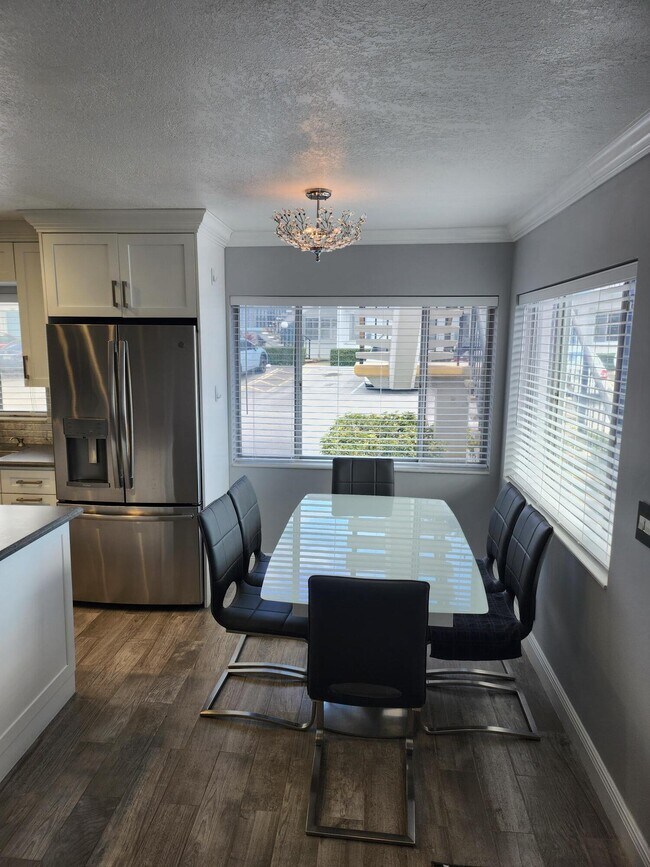 3000 Lake Osborne Dr Unit 111, Lake Worth Beach, FL 33461 Condo for