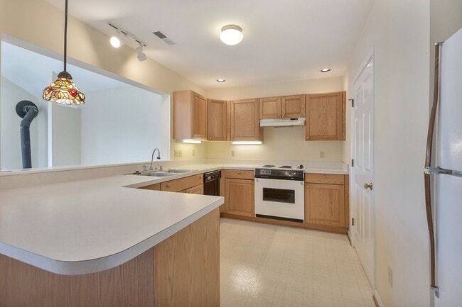 Foto del edificio - 1292 Timberbranch Ct