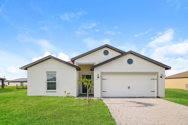 Building Photo - 873 Youngreen Dr
