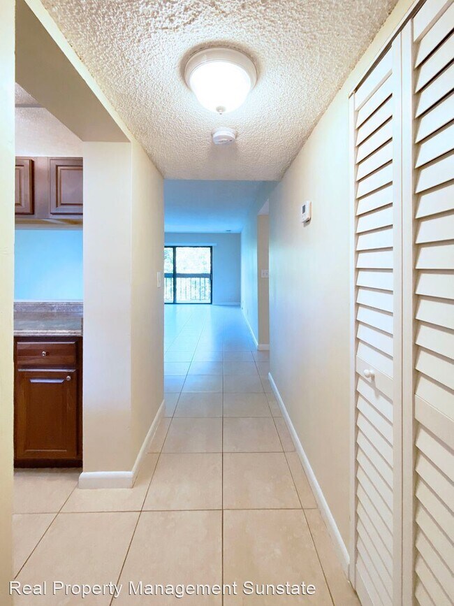 2050 N Congress Ave, West Palm Beach, FL 33401 House for Rent in West