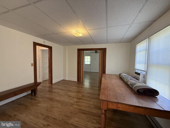 Foto del edificio - 5497 Rosedale Dr