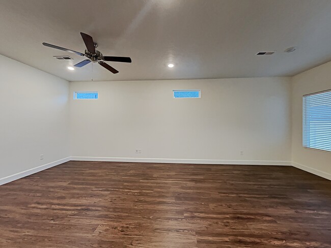 Building Photo - 5143 W White Ash Court