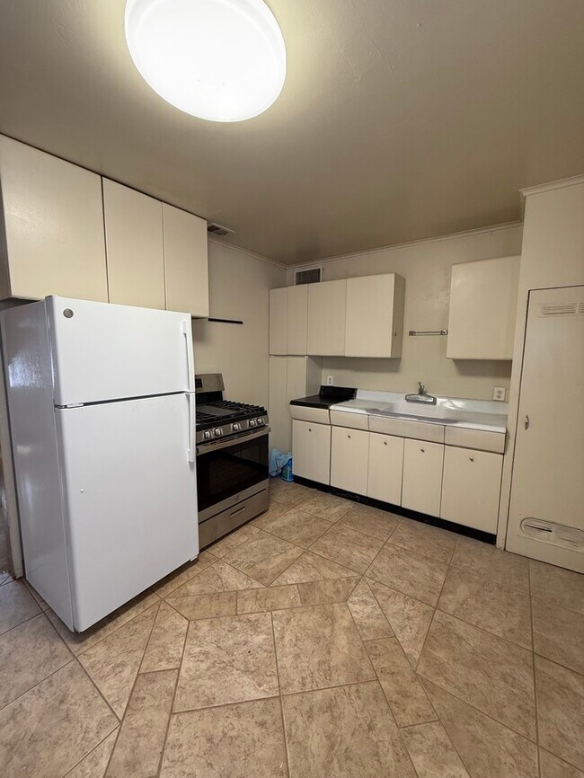 Foto del edificio - 2536 E Linden St