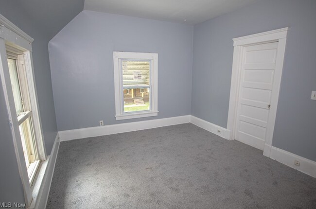 Foto del edificio - 1215 E 113th St