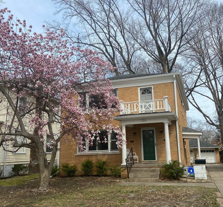 Front - 1704 S Whittier Ave