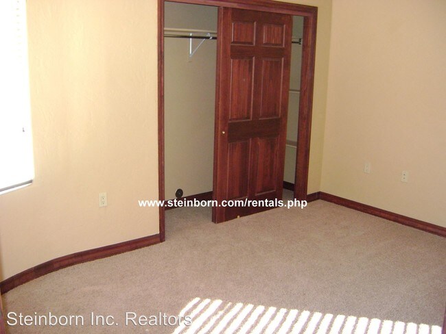 Building Photo - 8333 Green Run Rd