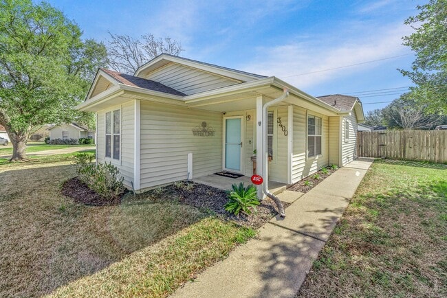Building Photo - 3400 Timberline Ct