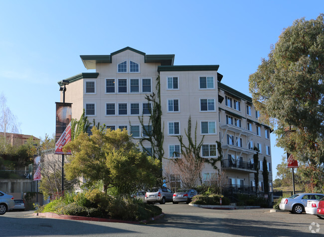 Foto del edificio - Sycamore Hills By The Bay (Senior)