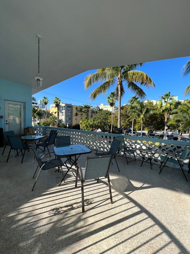 Foto del edificio - 401 Collins Ave