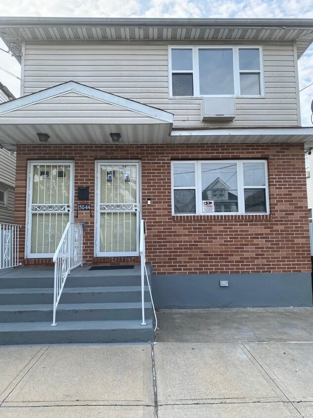 Primary Photo - 150-44 116th Ave