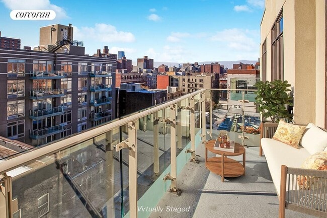 Building Photo - 342 E 110th St