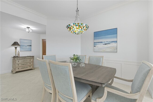 Building Photo - 7040 Pelican Bay Blvd