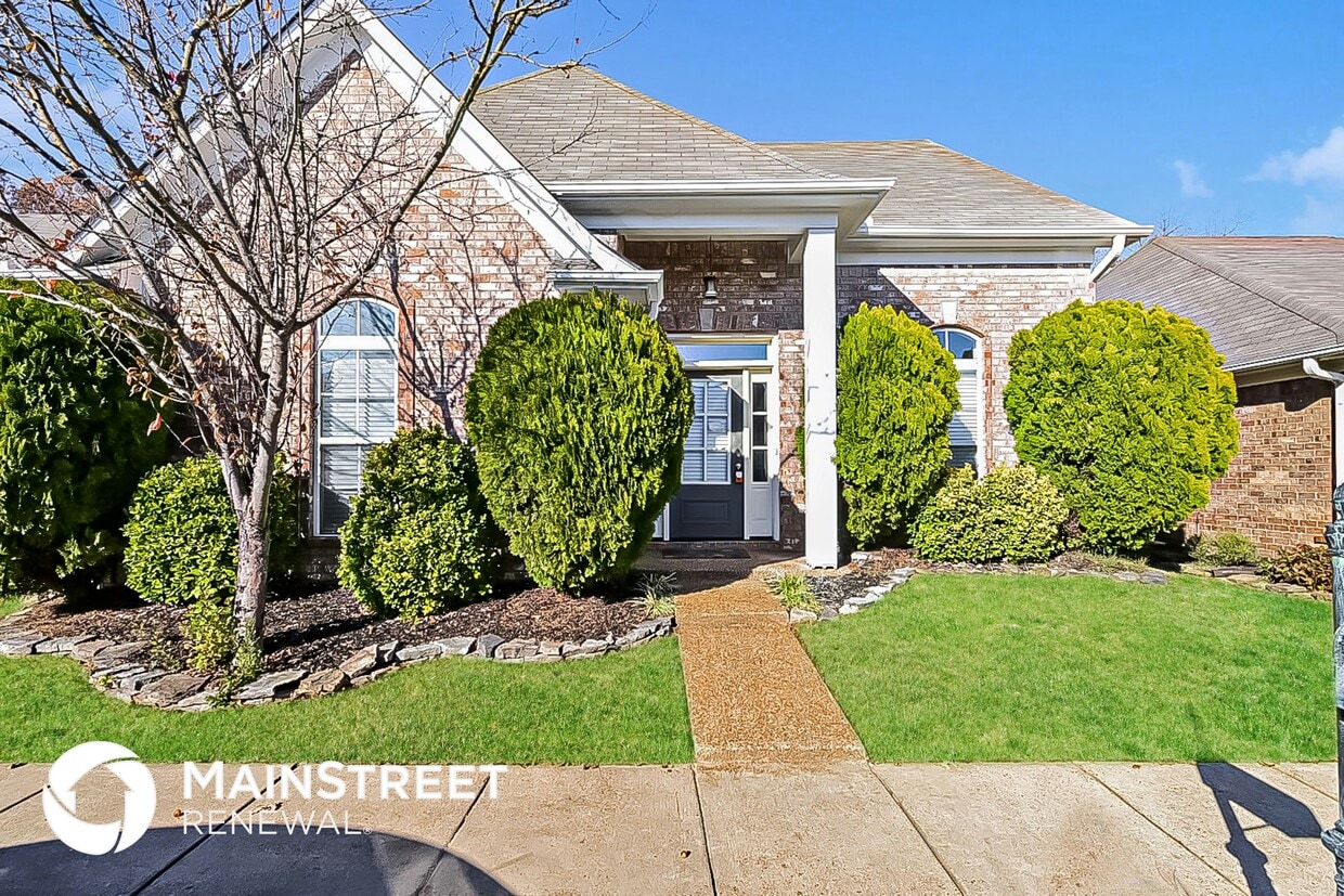 Foto principal - 10186 Morning Hill Dr