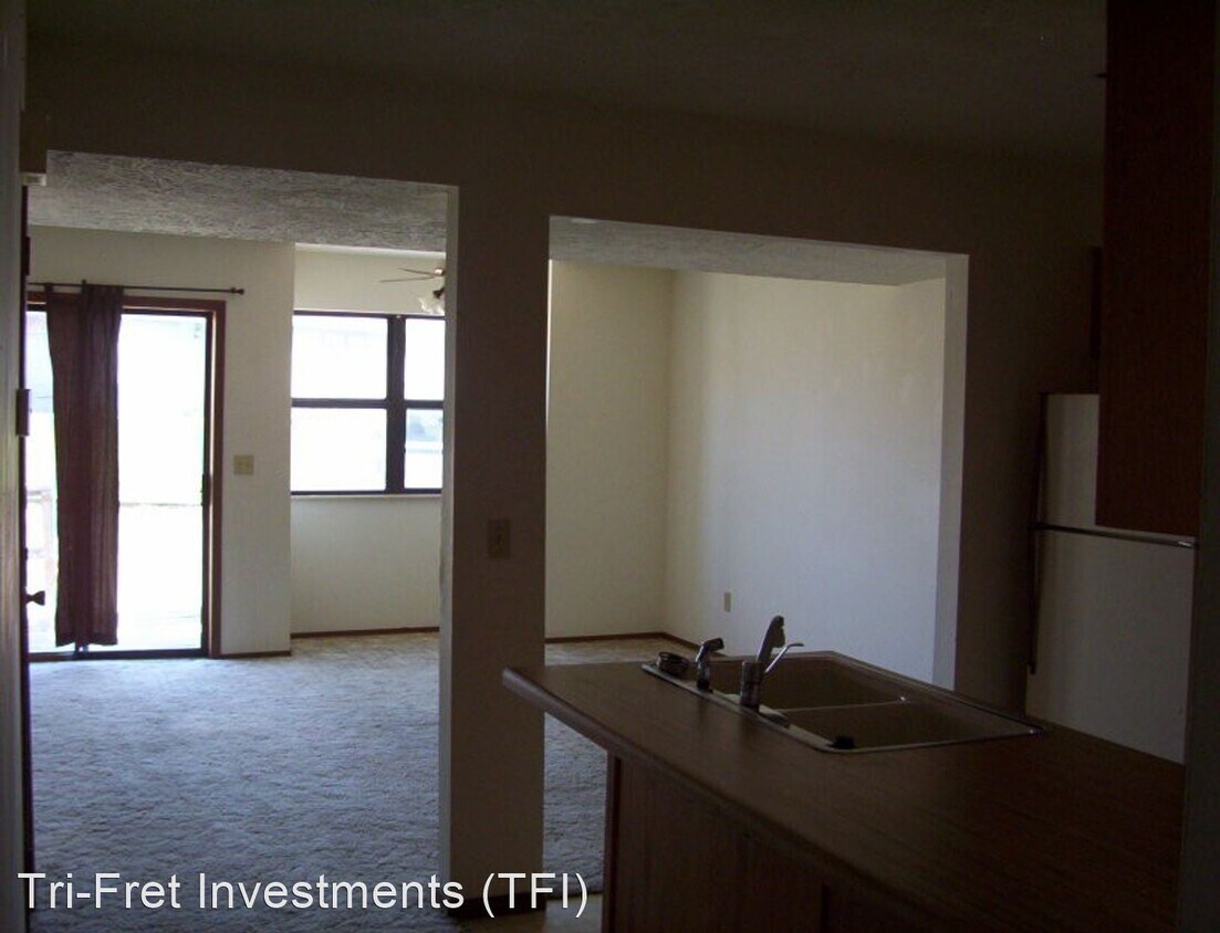 Foto del edificio - 2991-3000 W Village Ln