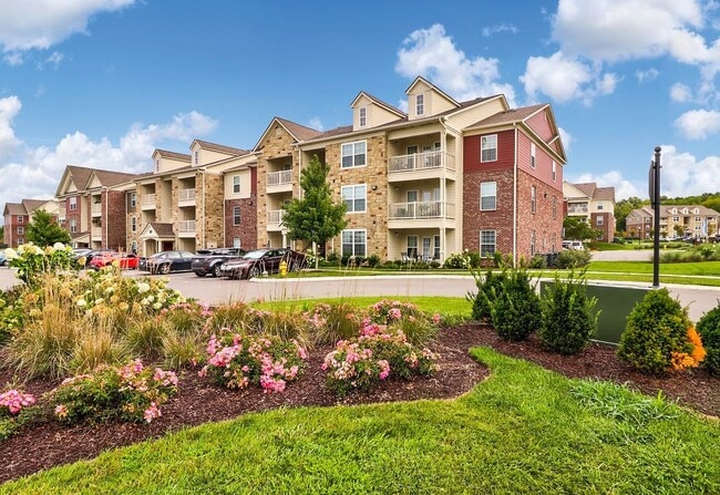 Building Photo - Revere at Hidden Creek