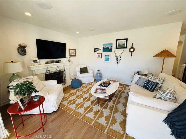 Building Photo - 18071 Westlake Cir