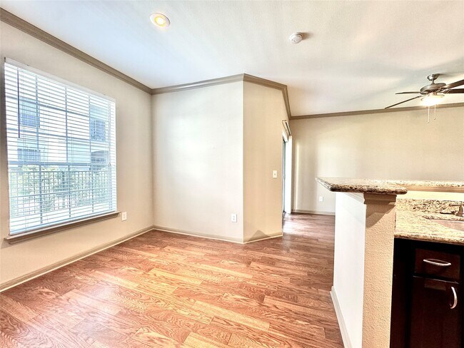 Foto del edificio - 702 Hadley St