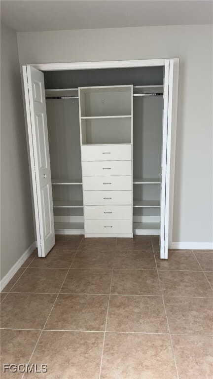 Building Photo - 1020 NE 8th Pl