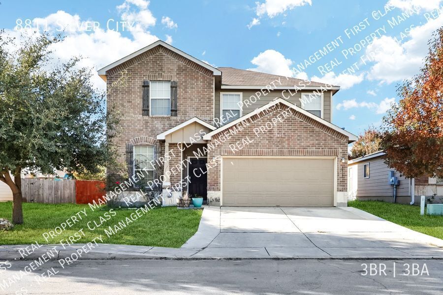 Foto principal - Conveniently located 3BR, 2.5BA in desirab...