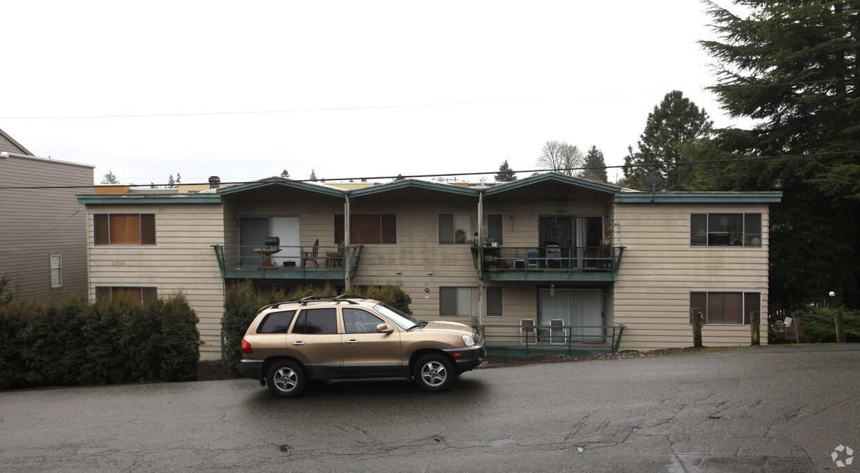 Building Photo - The Dolphin Apartments