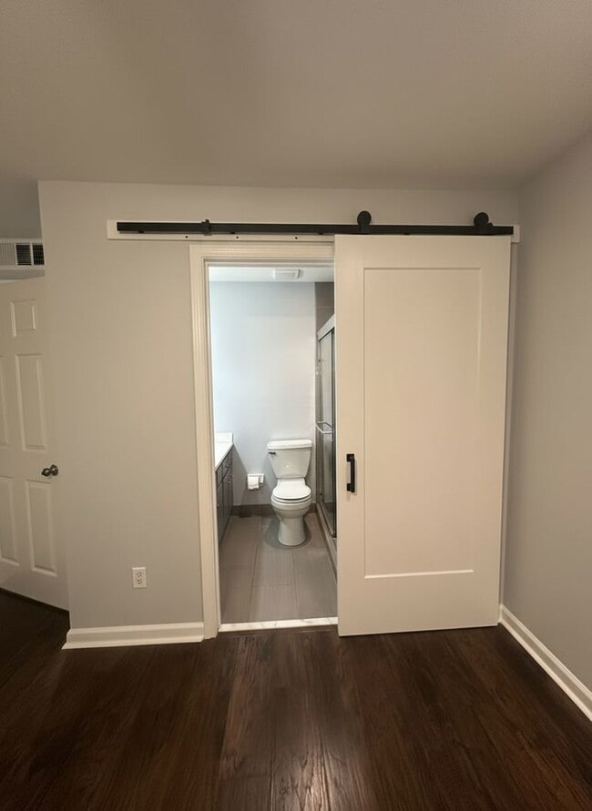 Photo - 207 Westfield Dr House