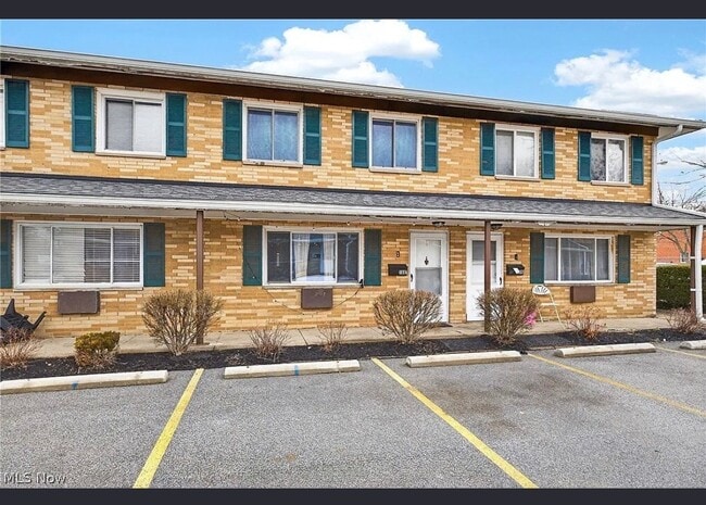 Building Photo - 1597 Lee Terrace Dr