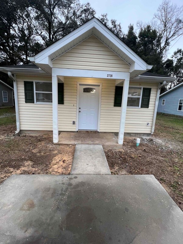 Foto del edificio - 2726 Cypress Lake St