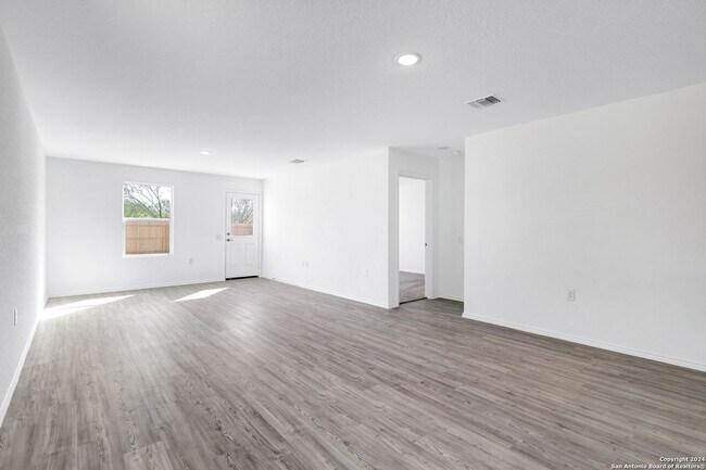 Building Photo - 11650 Existing Run